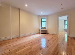126 E 101st St #2X, New York, NY 10029