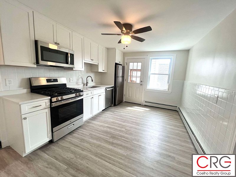 1st image of 30 Eustis St APT 3