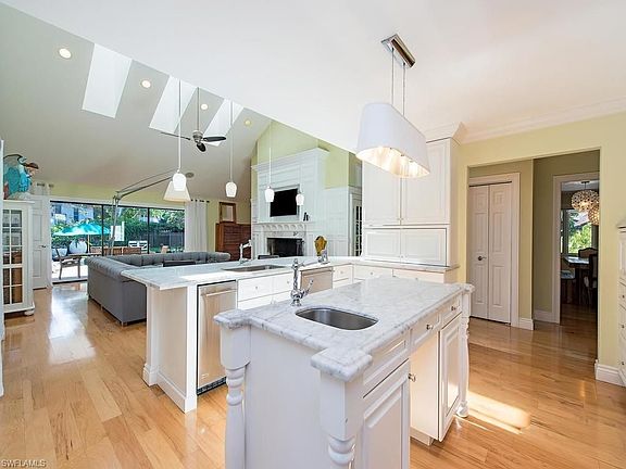 5th image of 725 Teal Ct