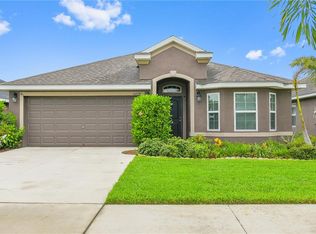14328 Edinburgh Moor Dr, Wimauma, FL 33598