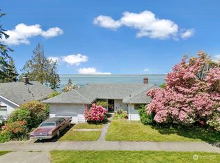228 S Forest St, Bellingham, WA 98225