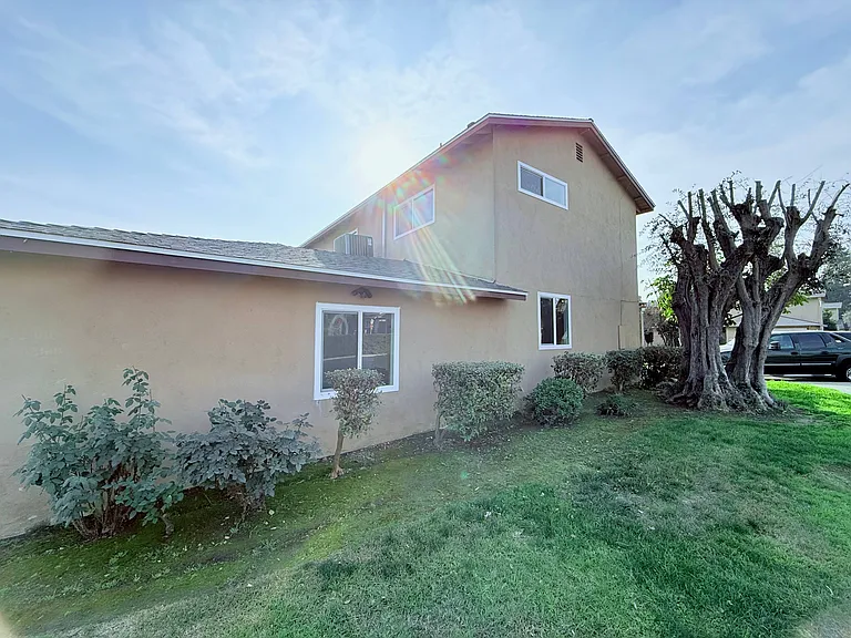 12902 Barranca Ln — Photo 27