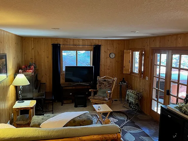 Cheyenne Rd — Photo 19
