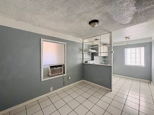 405 N 1st Ave #8 Photo 1