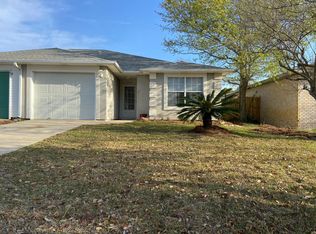 3224 Santa Rosa Dr, Gulf Breeze, FL 32563