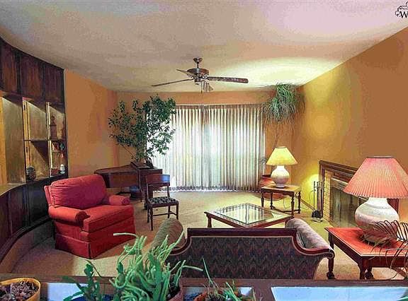 3rd image of 2005 Hiawatha Blvd