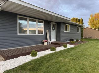 734 Rays Pl, West Salem, WI 54669