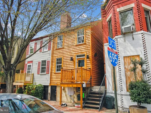 903 11th St SE, Washington, DC 20003