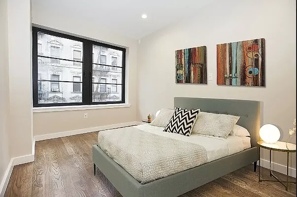 Rented by REAL New York | media 22