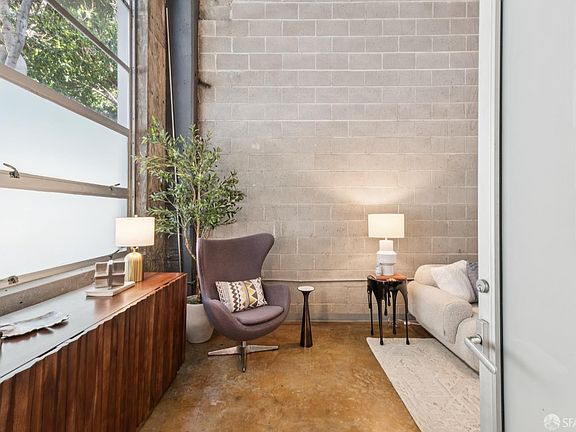 4th image of 245 5th St Suite 105