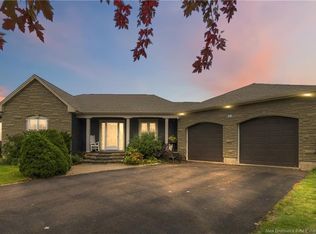 48 Congressional Cres, Moncton, NB E1H3L3