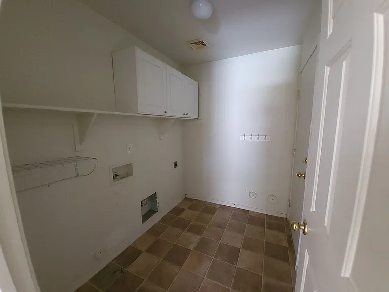 19705 E Emperor Blvd — Photo 5