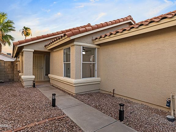 3rd image of 1327 E ANGELA Drive