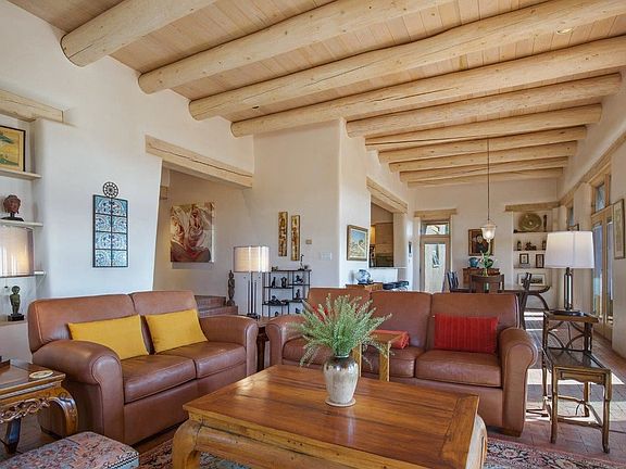 3rd image of 517 Camino Del Cielo