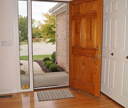 3rd image of 6242 W Golfridge Dr