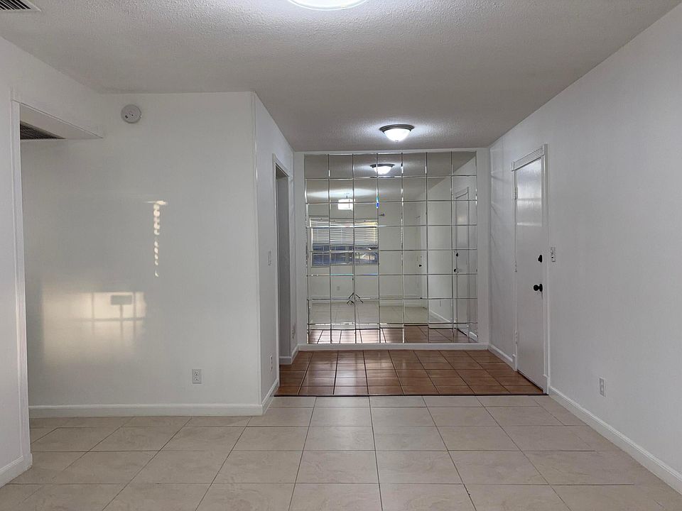 1st image of 298 SW 6th Street #109