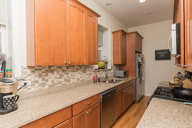 2702 W Thomas St #1F — Photo 7