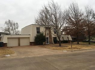 6313 Lansbrook Ln, Oklahoma City, OK 73132