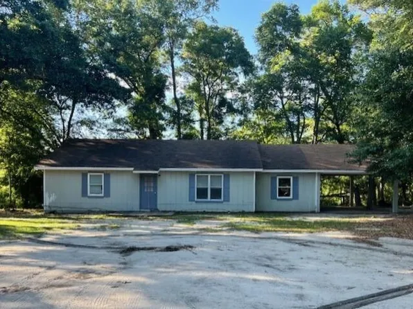 121 Ramsey Branch Rd, Freeport, FL 32439