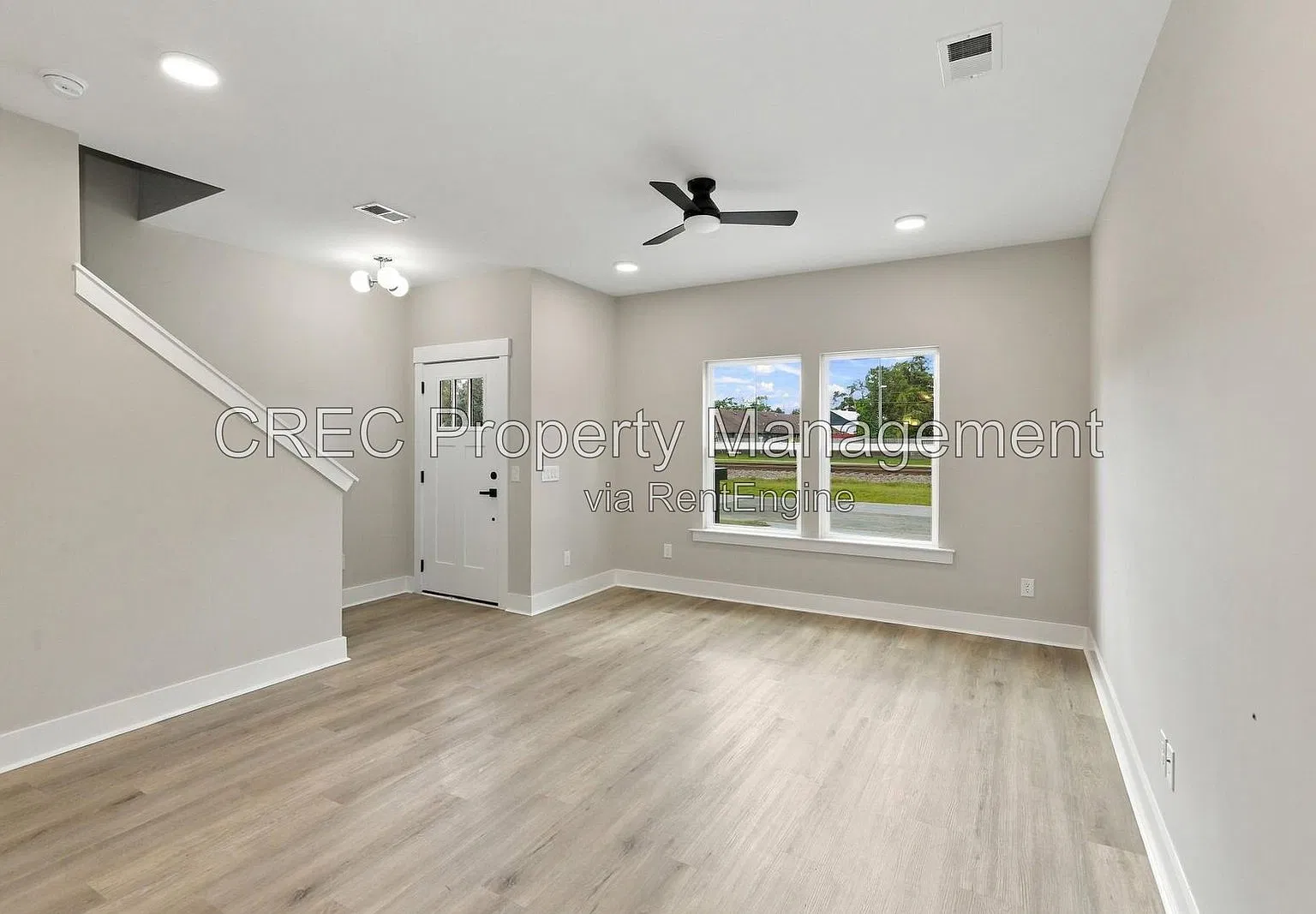3 bed, 2.5 bath, 1396 sqft, $2,600 — Photo 3