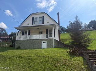 614 Jefferson St SE, Coeburn, VA 24230