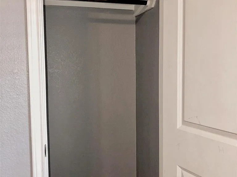 217 Cherry Tree — Photo 24