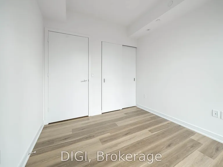 8 Gloucester St #2603 — Photo 14