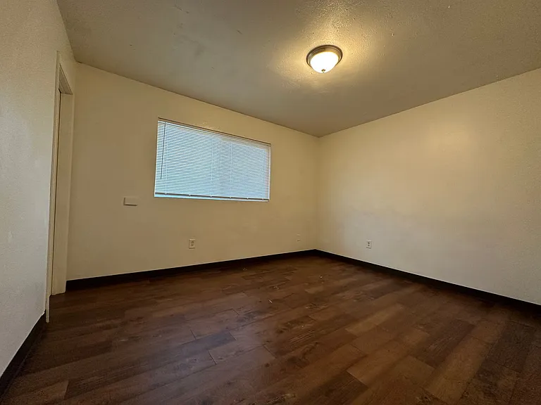 396 Adams St — Photo 9