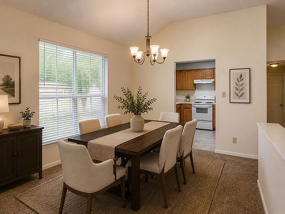 5th image of 2696 Green Hollow Ln
