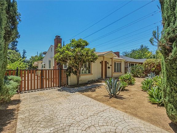 5th image of 3170 E Orange Grove Blvd