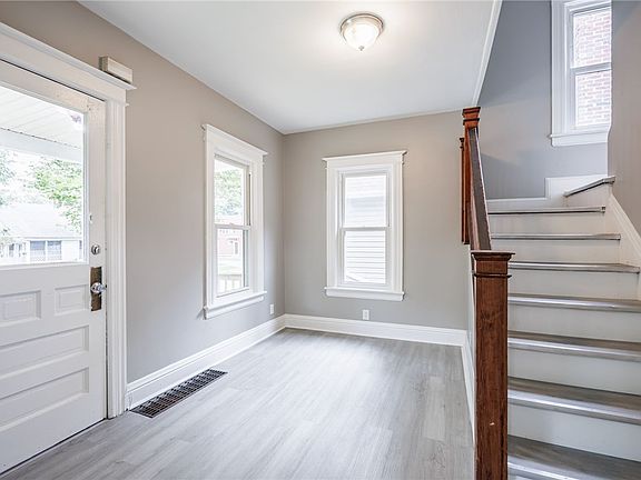 4th image of 816 S Goodman St