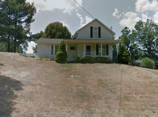 1692 Pleasant Valley Dr, Coshocton, OH 43812