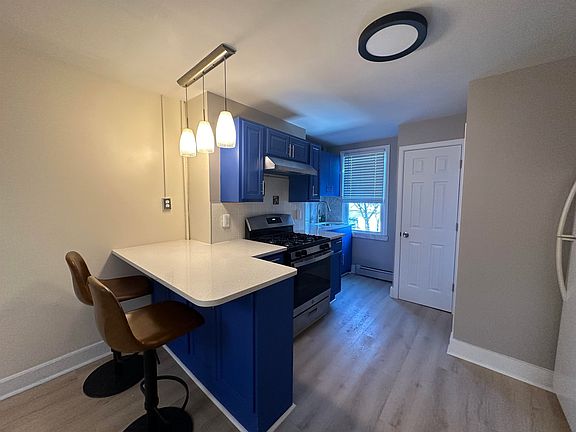 5th image of 320 Summit Ave APT 5