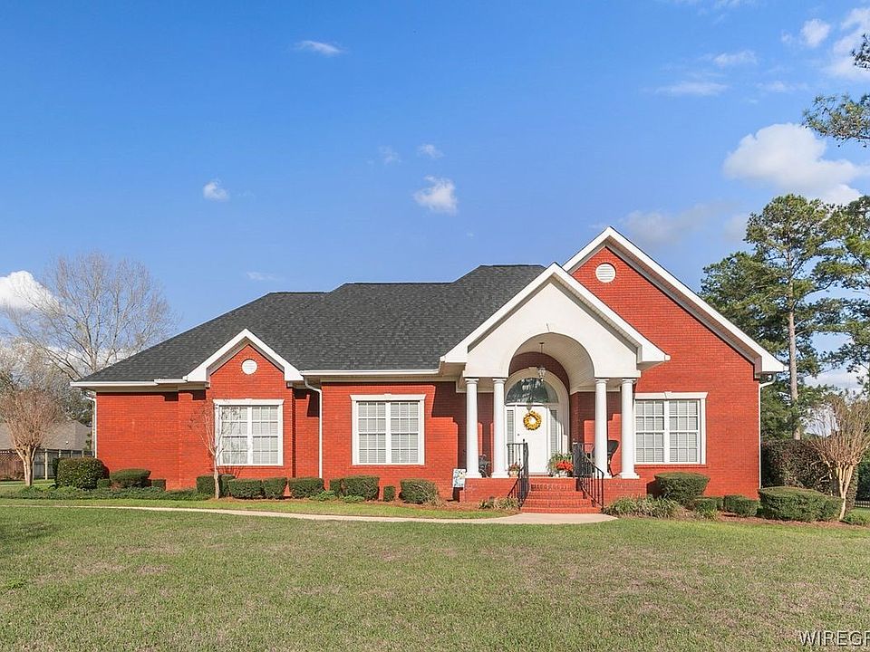 1st image of 127 Glencoe Way