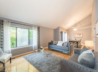 8 Sycamore Farm Rd, New Vernon, NJ 07976