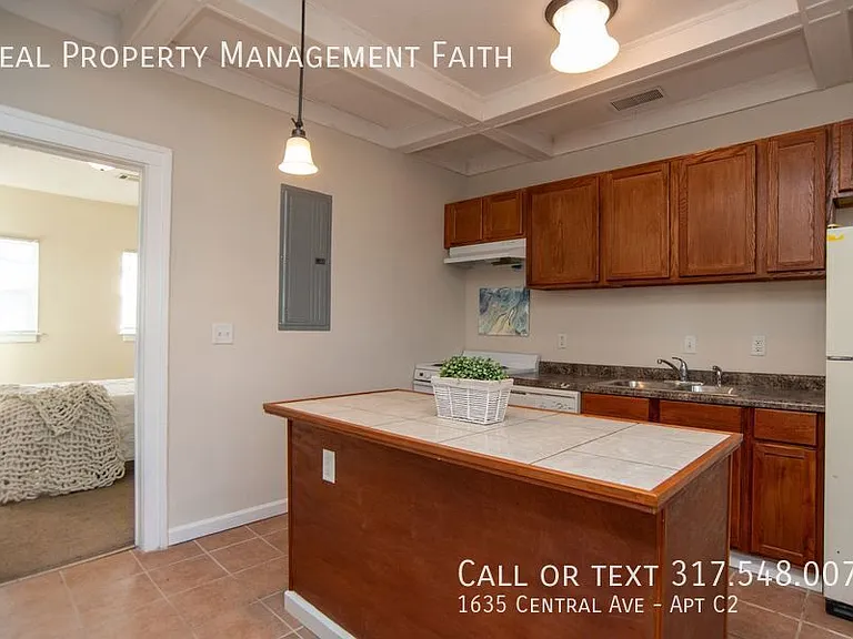 1635 Central Ave #C2 — Photo 39
