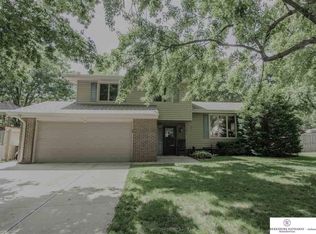 5912 S 151st St, Omaha, NE 68137