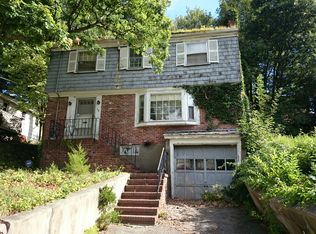 54 Potomac St, West Roxbury, MA 02132