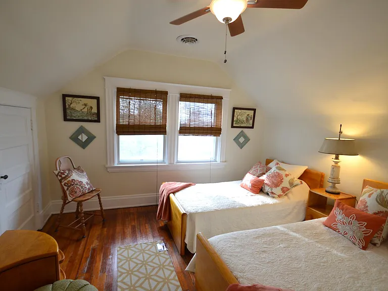 574 Terrace Ave #3 — Photo 16