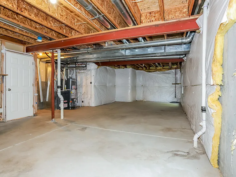 4938 Dillon St — Photo 16