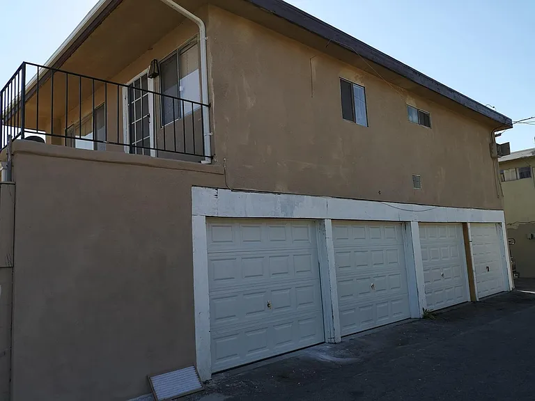 4632 Canoga St — Photo 18