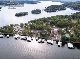 33060 Fairglen Rd, Sunrise Beach, MO 65079