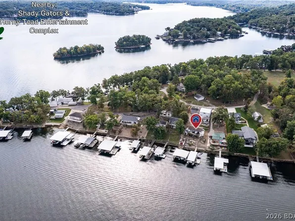 33060 Fairglen Rd, Sunrise Beach, MO 65079