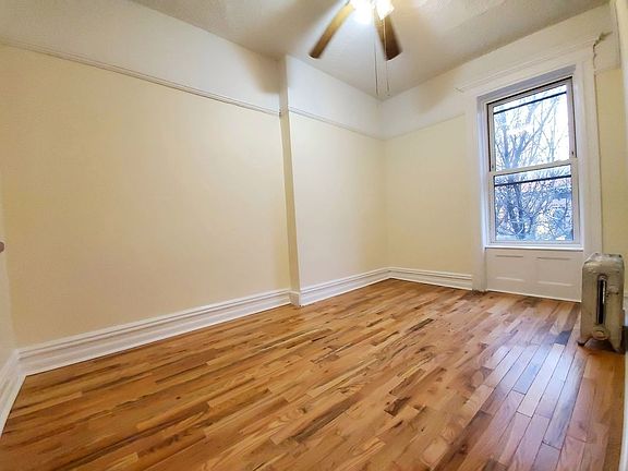 4th image of 986 Bergen St #C4