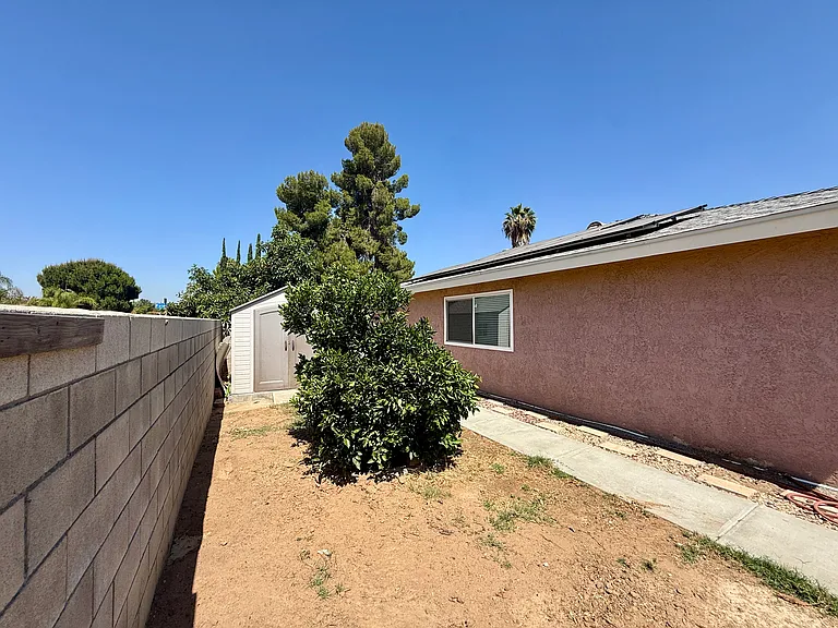 14340 Palmea Dr — Photo 25