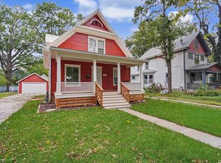 1521 Rhode Island St, Lawrence, KS 66044