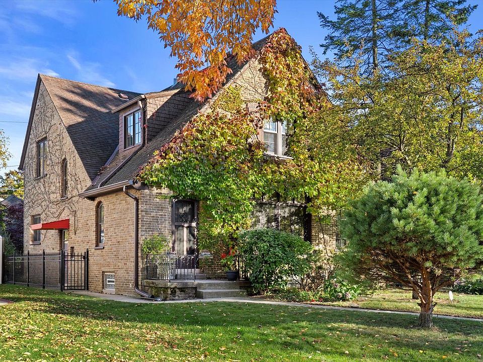 1st image of 4816 North Bartlett AVENUE