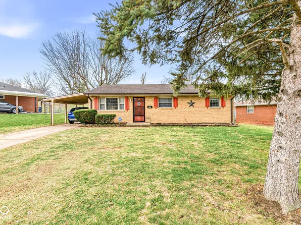 327 Grovewood Dr, Beech Grove, IN 46107