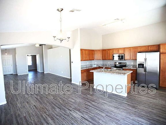 5th image of 15591 W Shiloh Ave