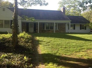 51 Sycamore Cir, Stony Brook, NY 11790